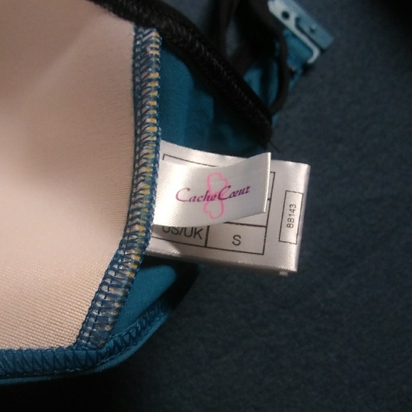 Turquoise Bikini/Halter w Black Piping & Charm - Picture 7 of 7